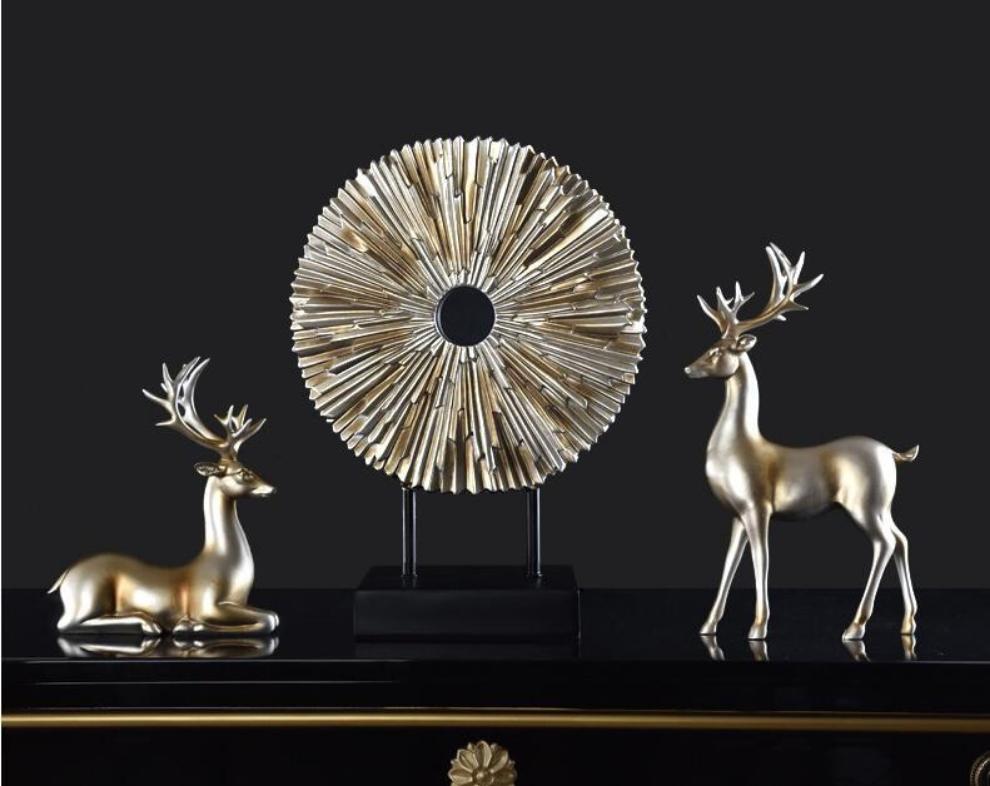 Standing Disk - Modern Luxury Resin Lucky Deer and Decorative Standing Disk Set