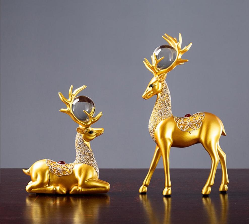 Standing Disk - Decorative Standing Disk with Modern Luxury Lucky Deer Resin Set